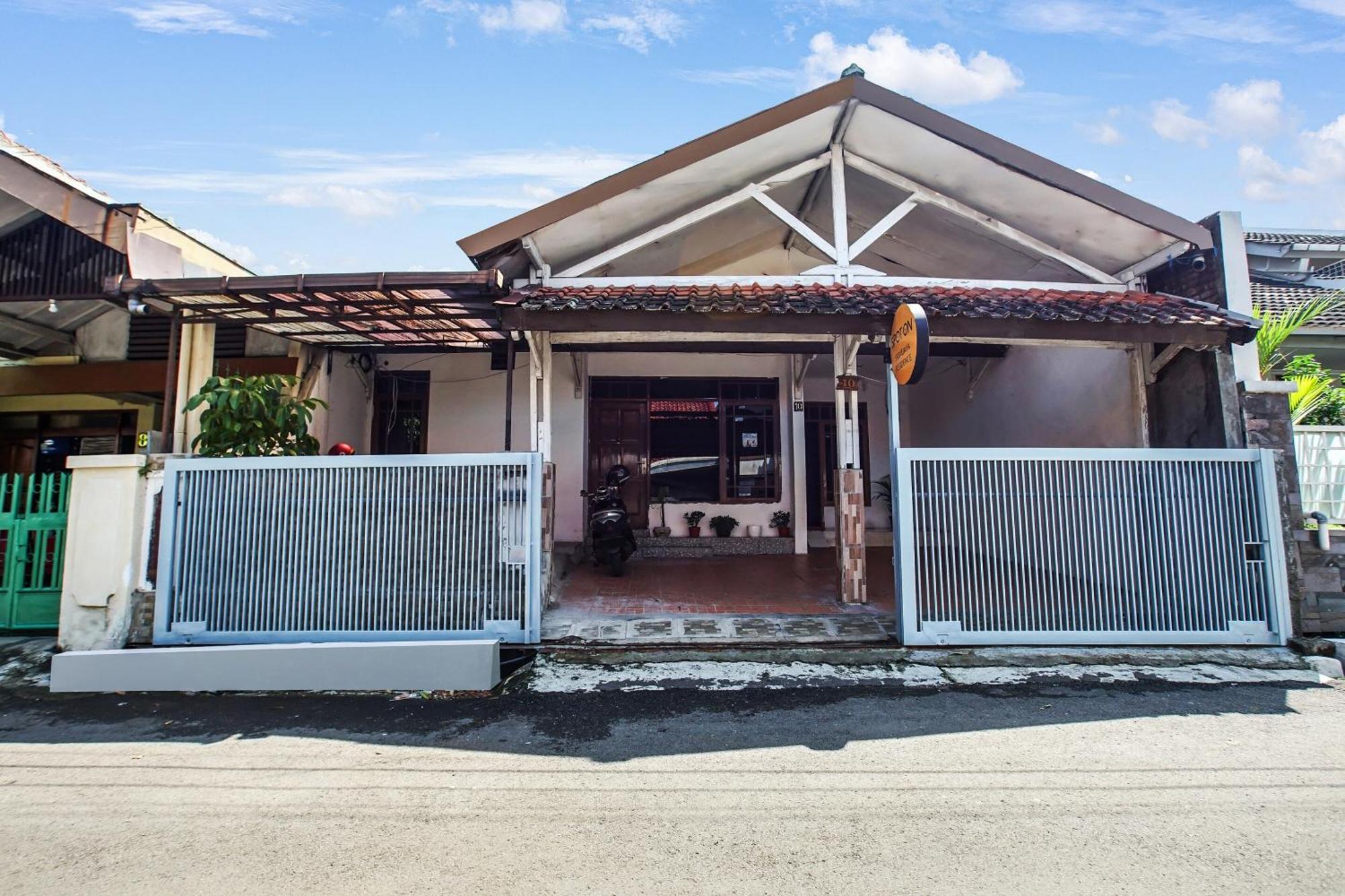 Spot On 91117 Sriwijaya Residence Syariah Bandung Extérieur photo