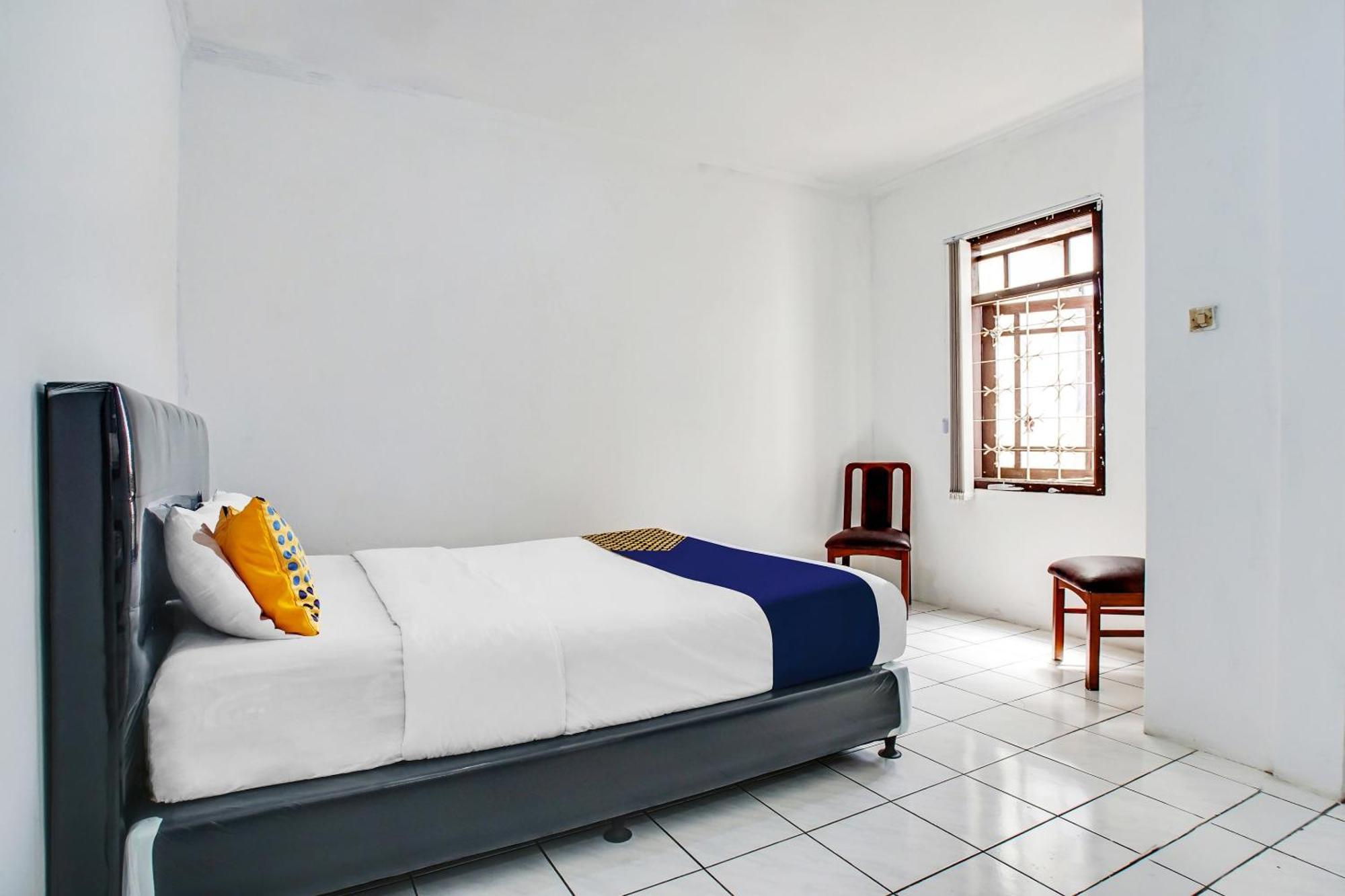 Spot On 91117 Sriwijaya Residence Syariah Bandung Extérieur photo