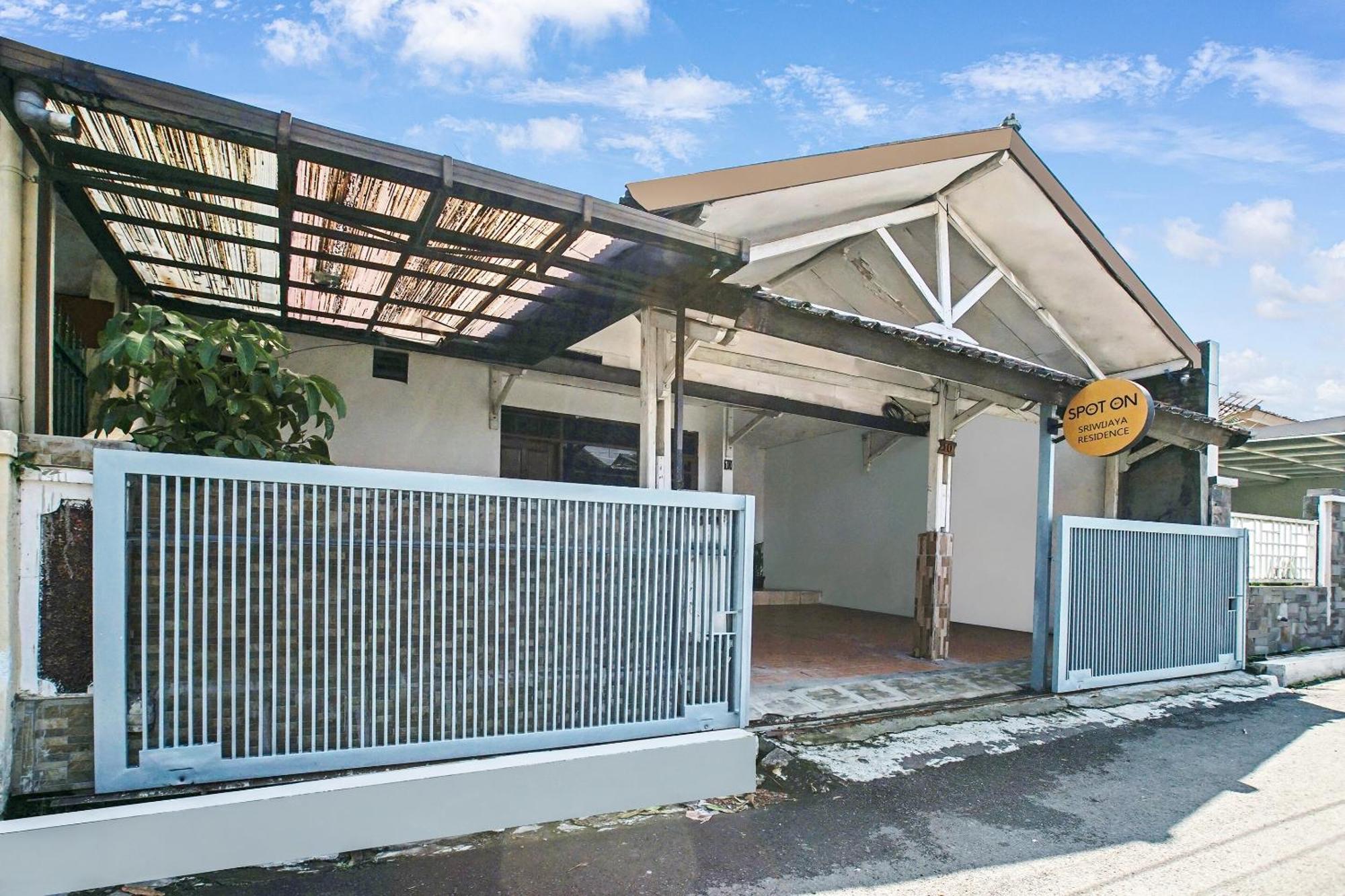 Spot On 91117 Sriwijaya Residence Syariah Bandung Extérieur photo